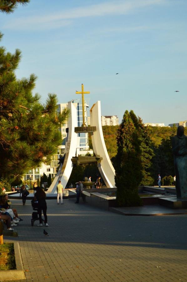 キシナウRussoアパートメント エクステリア 写真